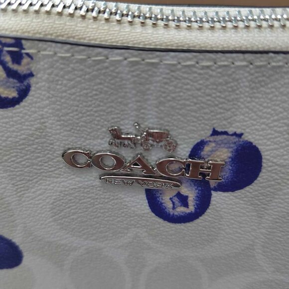 SNOWSUIT / 3M / LIKE NEW - Picture 7 of 12